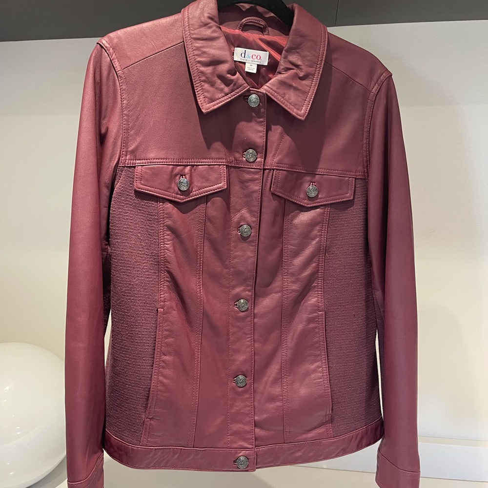Denim & Co Merlot, Burgandy genuine leather button Jean Jacket gorgeous!Medium